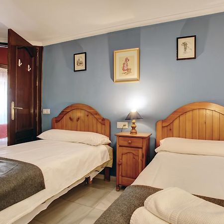 Holiday House Abul Beka Ronda Zimmer foto