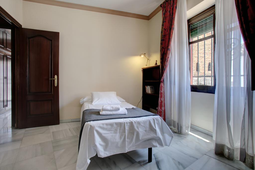 Holiday House Abul Beka Ronda Zimmer foto
